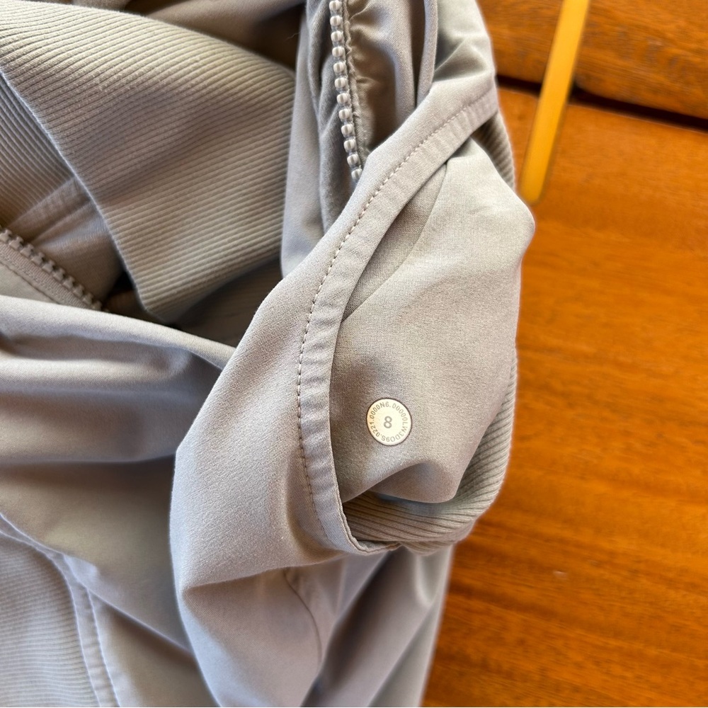 Lululemon Ruched Reversible Jacket - Picture 7 of 7